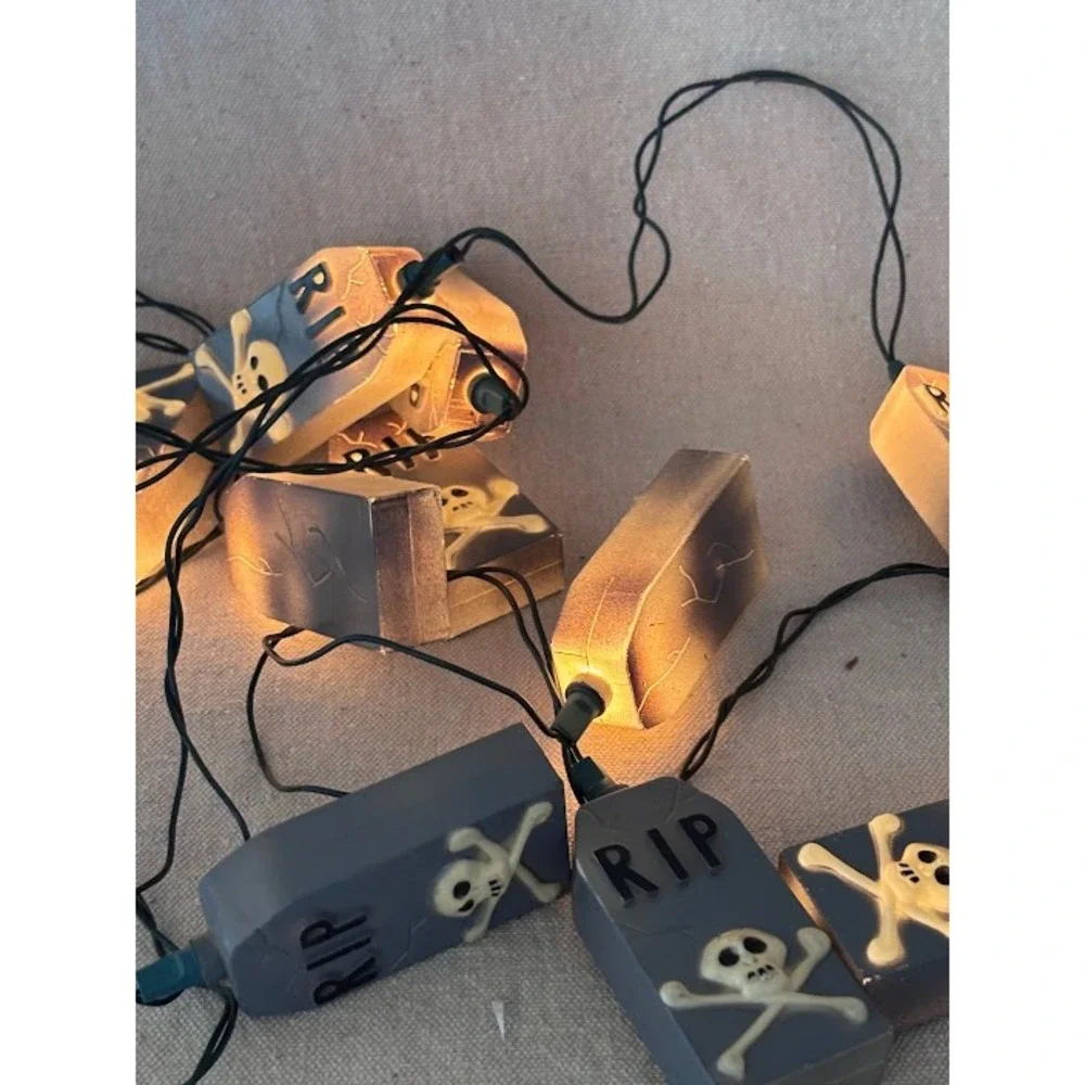 Vintage 10 Halloween Tombstone Skull String Lights Rest In Peace RIP Party Decor